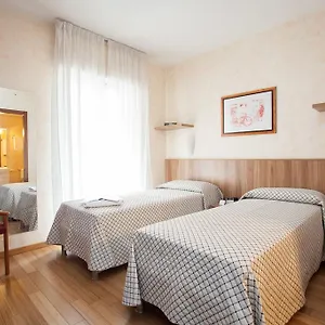 Desenzano Aparthotel Milan